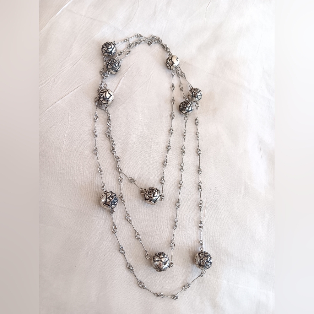 Elegant Silver Necklace